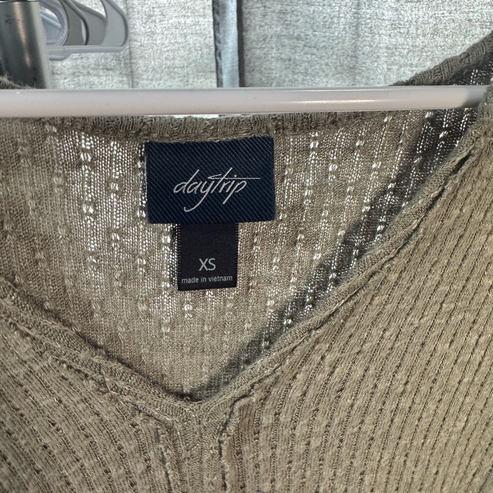 Day trip waffle soft blouse - Picture 2 of 4